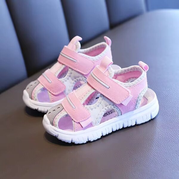 Sandales enfants roses confortables