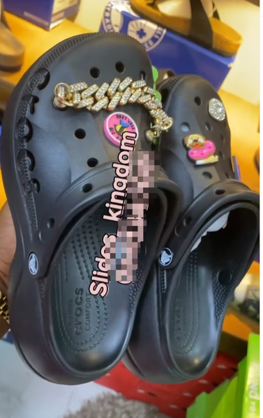  Black Crocs