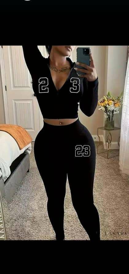 Ensemble sport femme 23