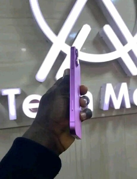 Smartphone violet élégant