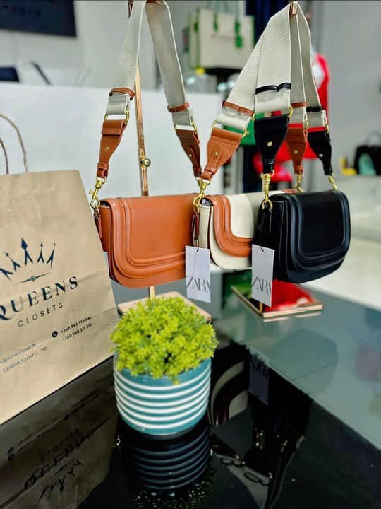  BAGS