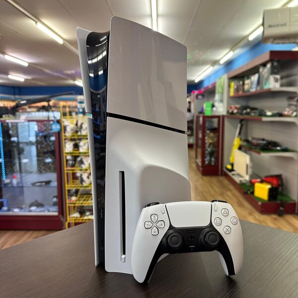 PS5 Slim Quasi neuve