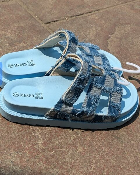 Sandals women