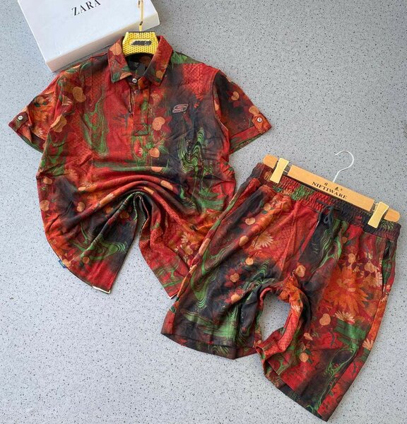Pkays closet