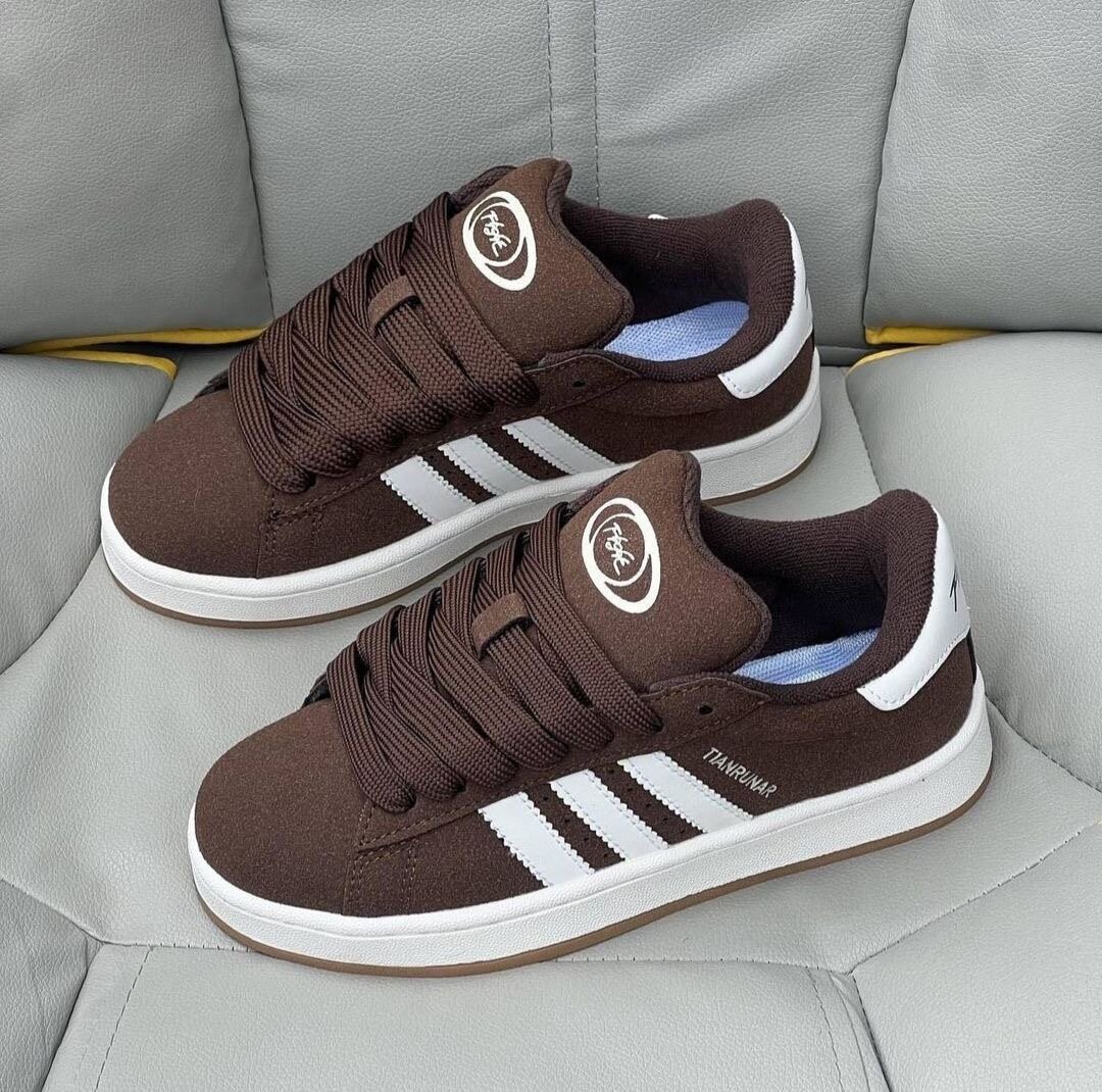 Sneakers en daim pour hommes