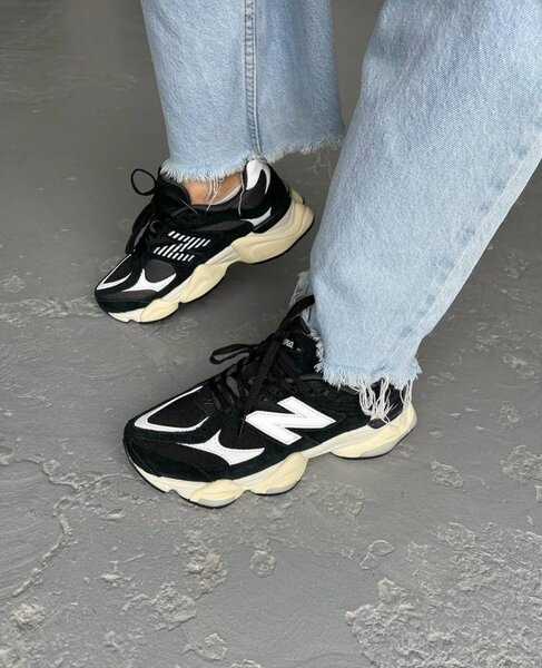 New Balance Sneakers