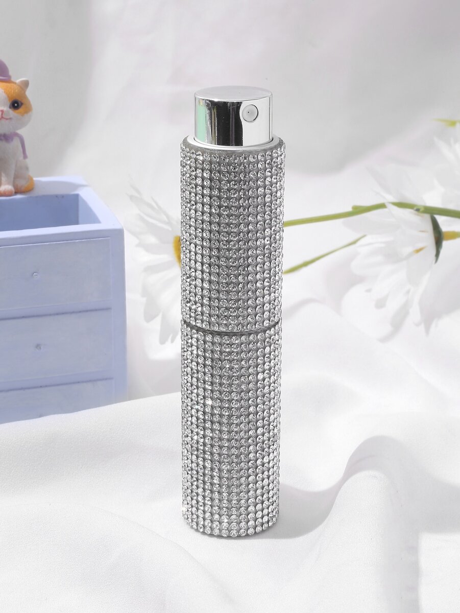 1 bouteille de parfum de luxe en cristal