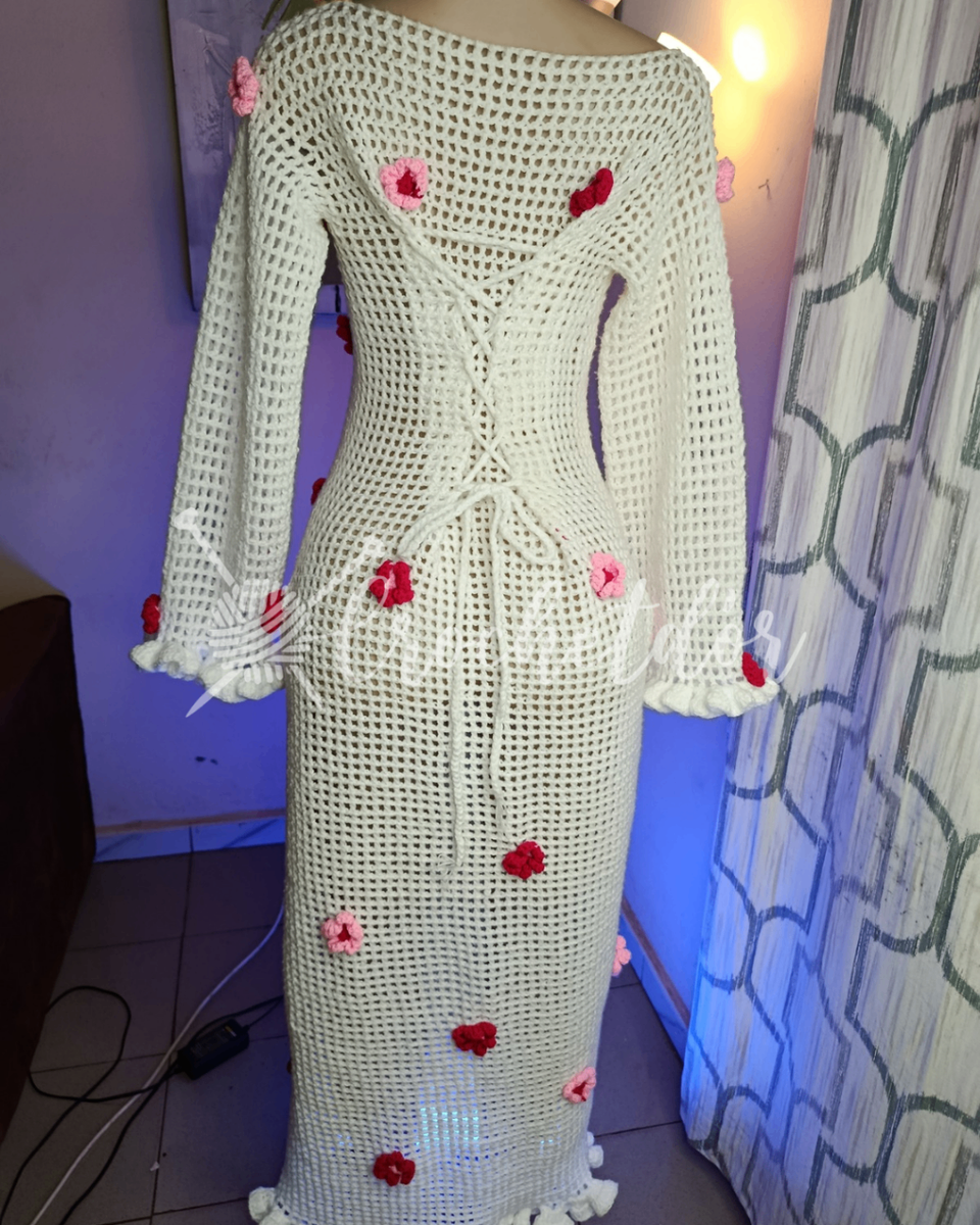 Robe Crochet Blanc Élégante