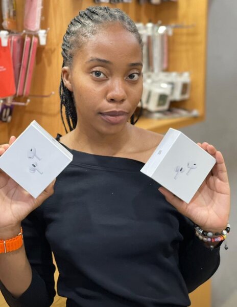 AirPods