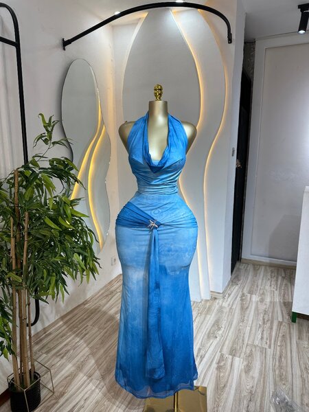 Robe longue élégante bleue