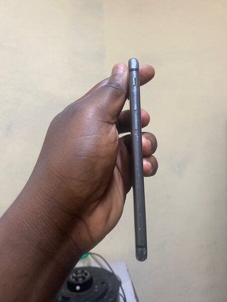 iPhone 8