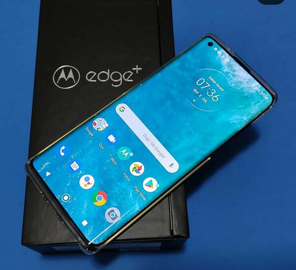 Motorola edge plus