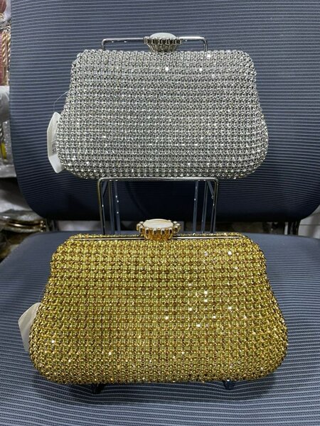Clutch purse