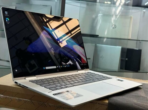 HP Envy x360 16-ac0023dx