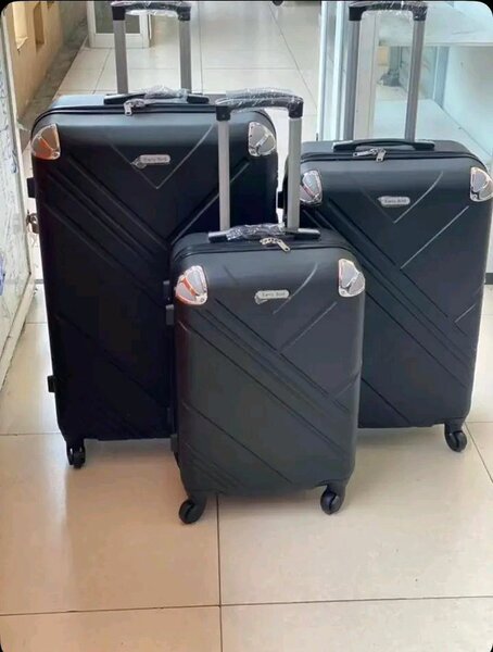 Traveling Bag