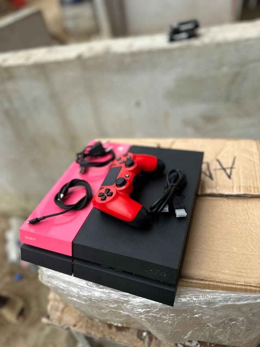 Console PS4 Sony avec Manette