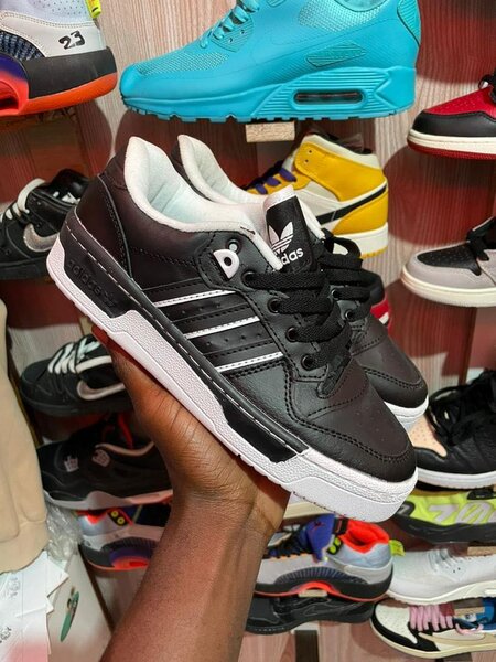 Adidas size 5