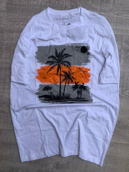 Tee shirt