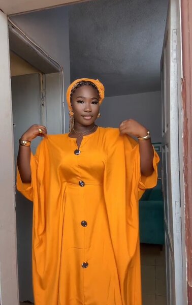 Robe avec foulard