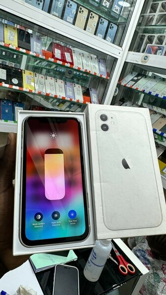 iPhone 11 64g seconde main