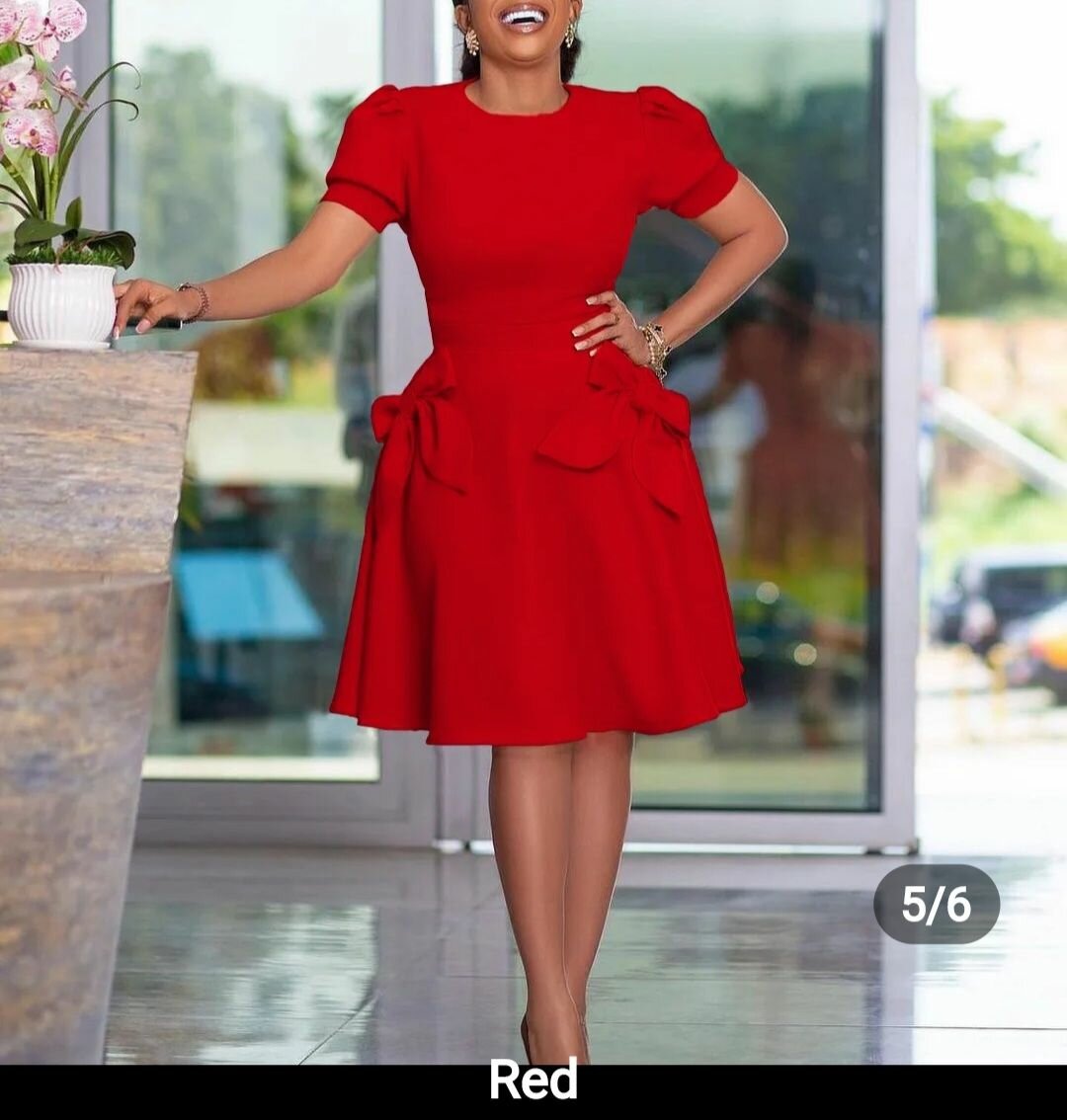 Solid short sleeve bow decoration dress