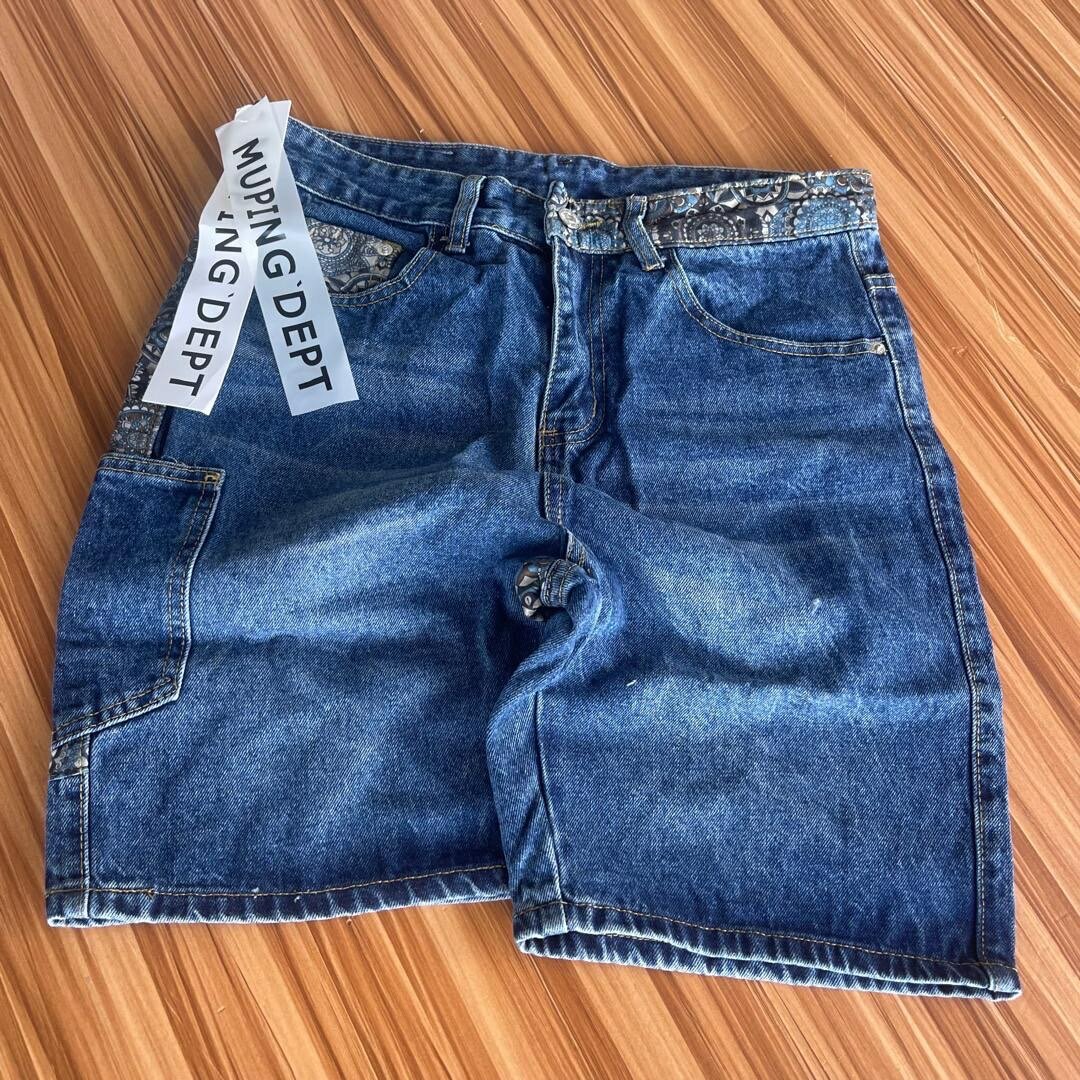Short Jeans