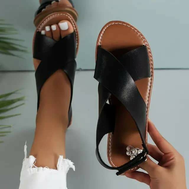 Sandales en cuir PU croisées