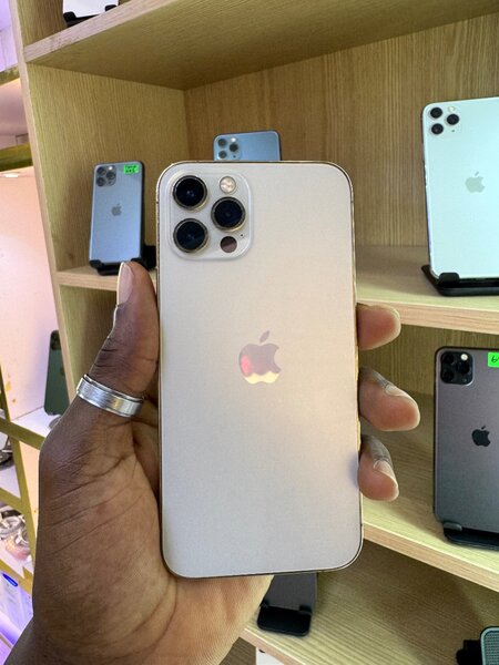 iPhone 12 Pro