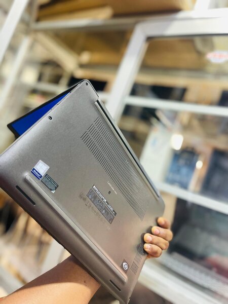Dell latitude E7400
