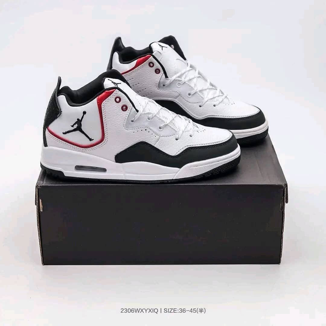 JORDAN COURTSIDE 23