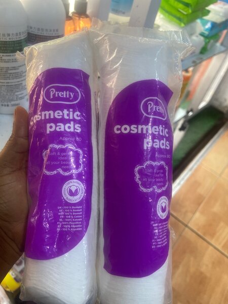 Cosmetic pad..