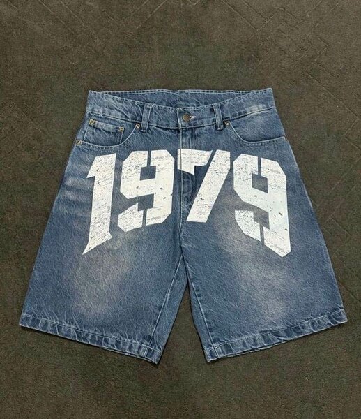 Short en jean rétro 1979