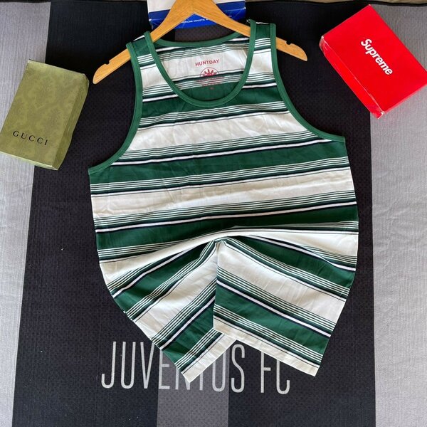 Men armless top