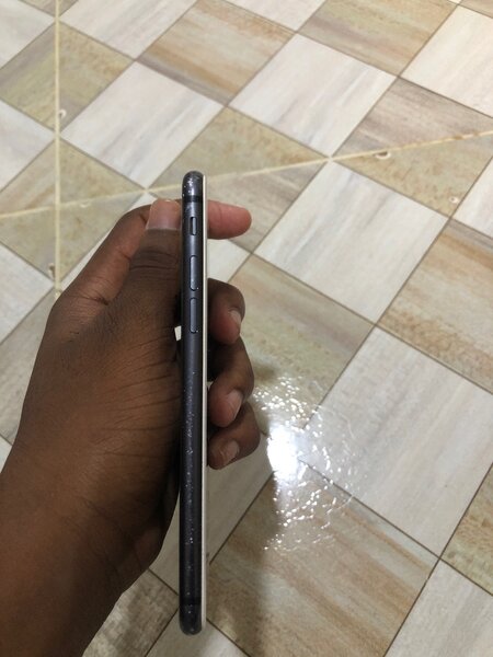 IPhone 8 noir et blanc