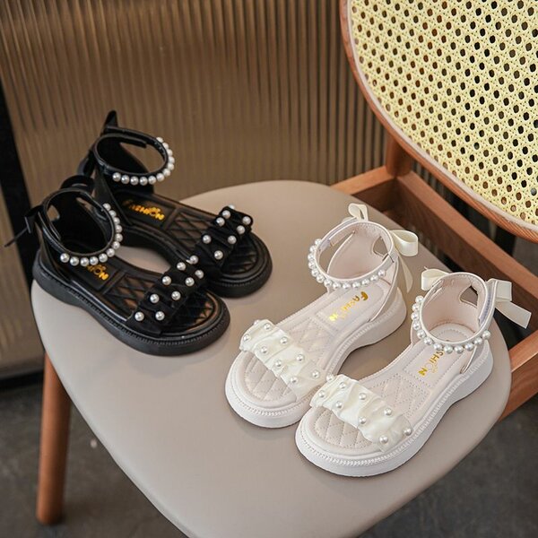Sandals for Girls