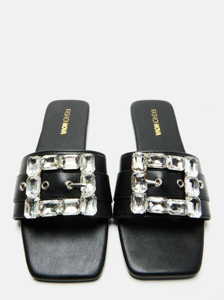 Lady's sandals
