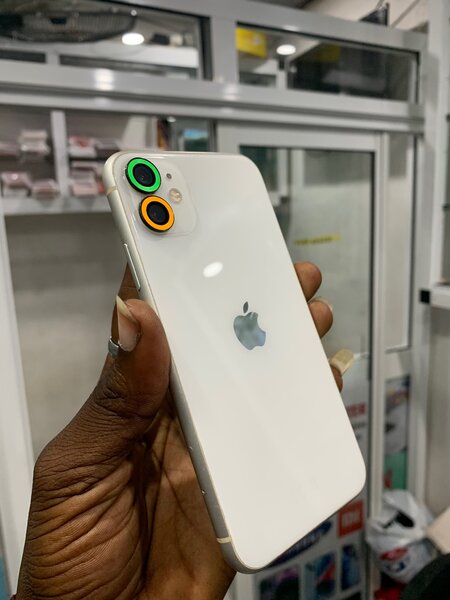 iPhone 11