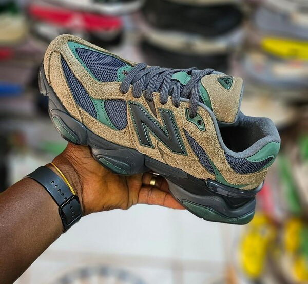 Fashion sneakers