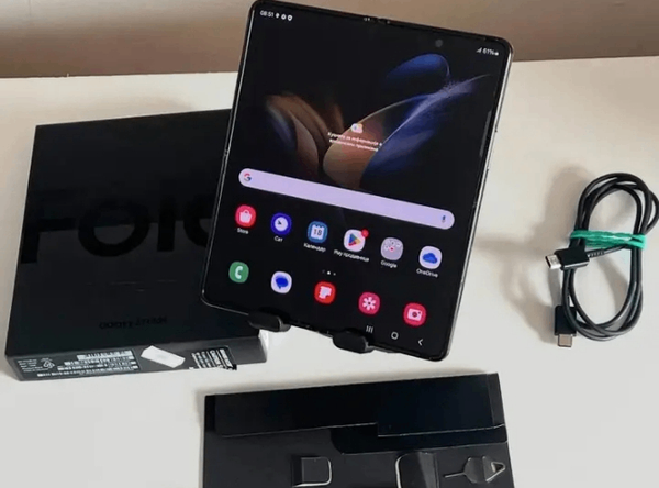 Samsung Z fold 4