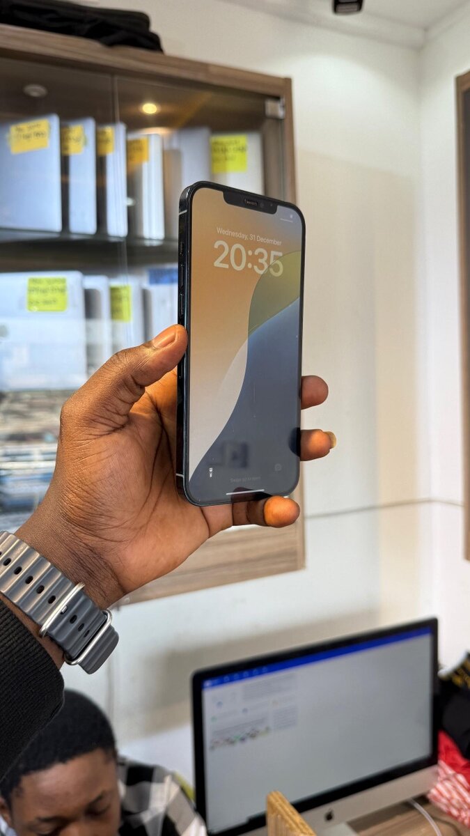 iPhone 12pro max