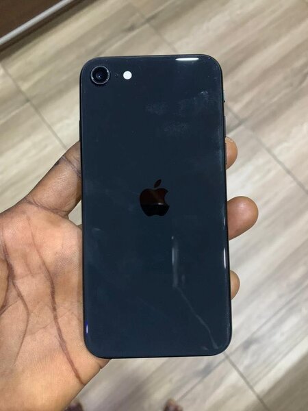 XR 64gb uk used