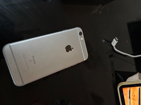 iPhone 6s