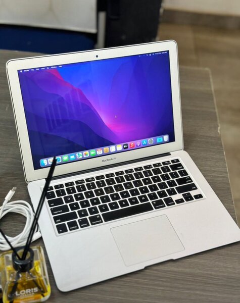 MacBook