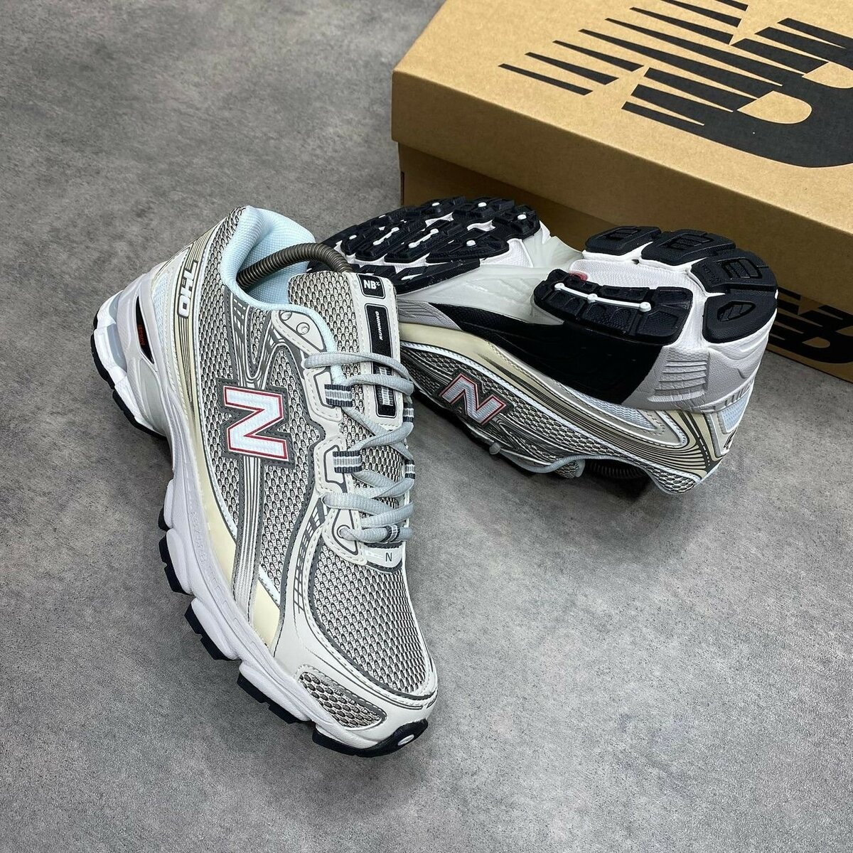 Sneaker