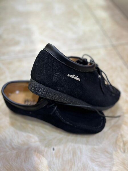 Dress shoe