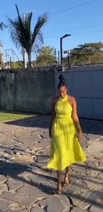 yellow dress