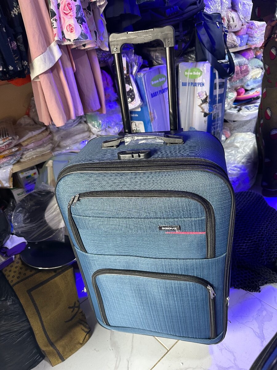 Grand valise de voyage