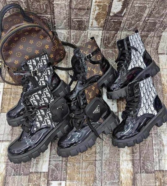 Dress boots