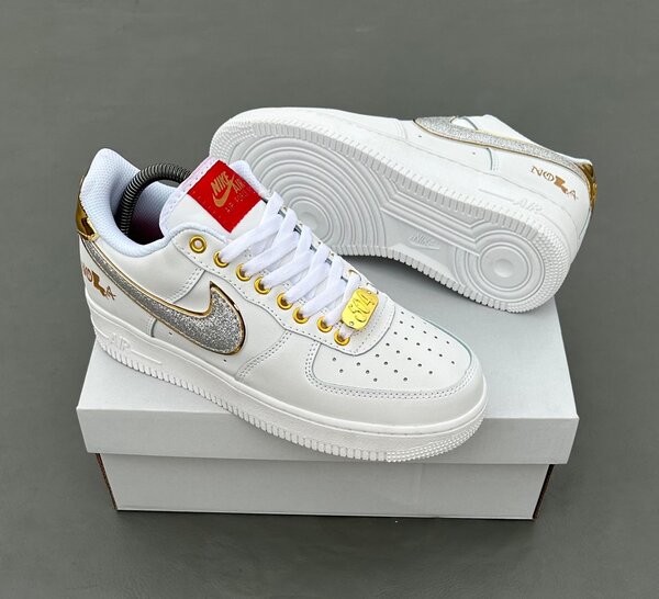 Baskets Nike Air Force 1 Blanches