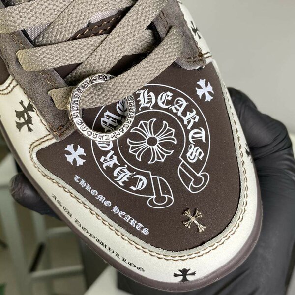 Nike sb chrome hearts